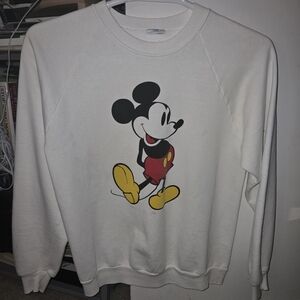 1980s Vintage Disney Men's White Mickey Mouse Sweatshirt